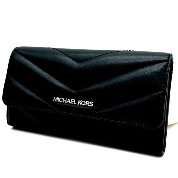 Michael Kors Large Quilted Trifold Wallet Black/Silver - Picture 1 of 9